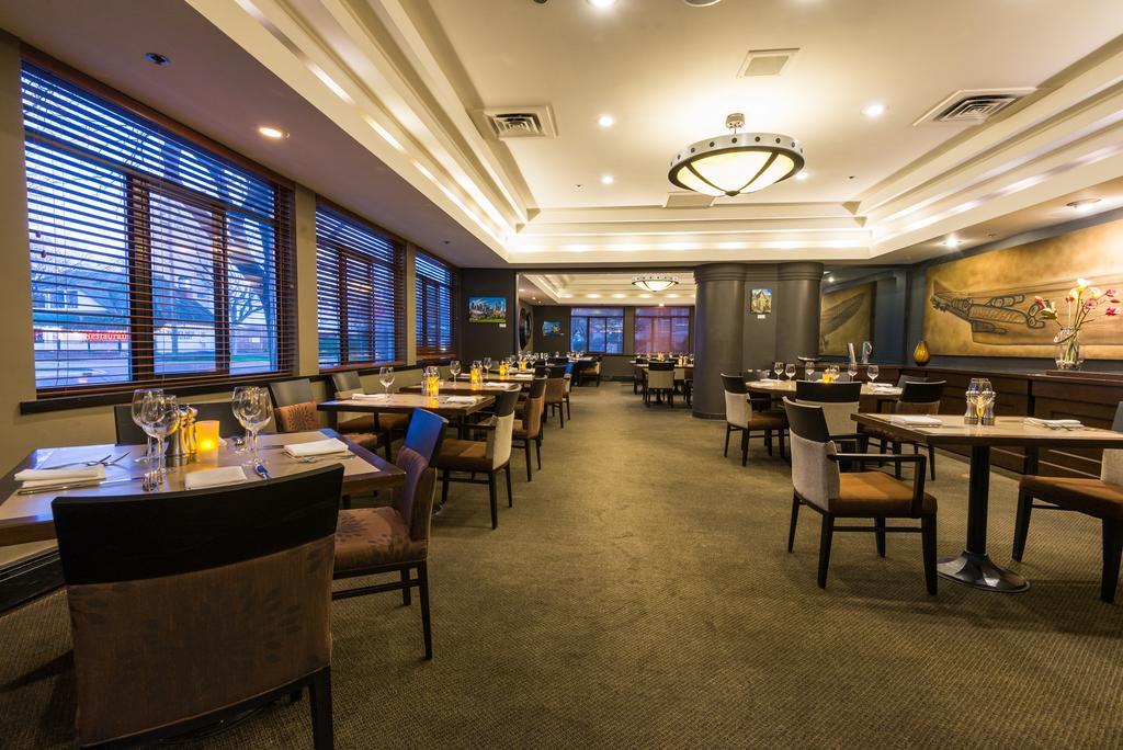 ויקטוריה Harbour Towers Hotel & Suites מראה חיצוני תמונה