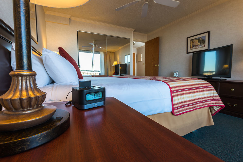 ויקטוריה Harbour Towers Hotel & Suites מראה חיצוני תמונה