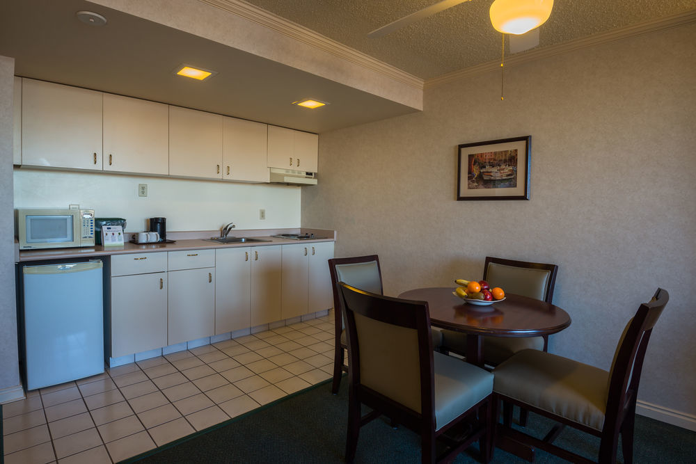 ויקטוריה Harbour Towers Hotel & Suites מראה חיצוני תמונה