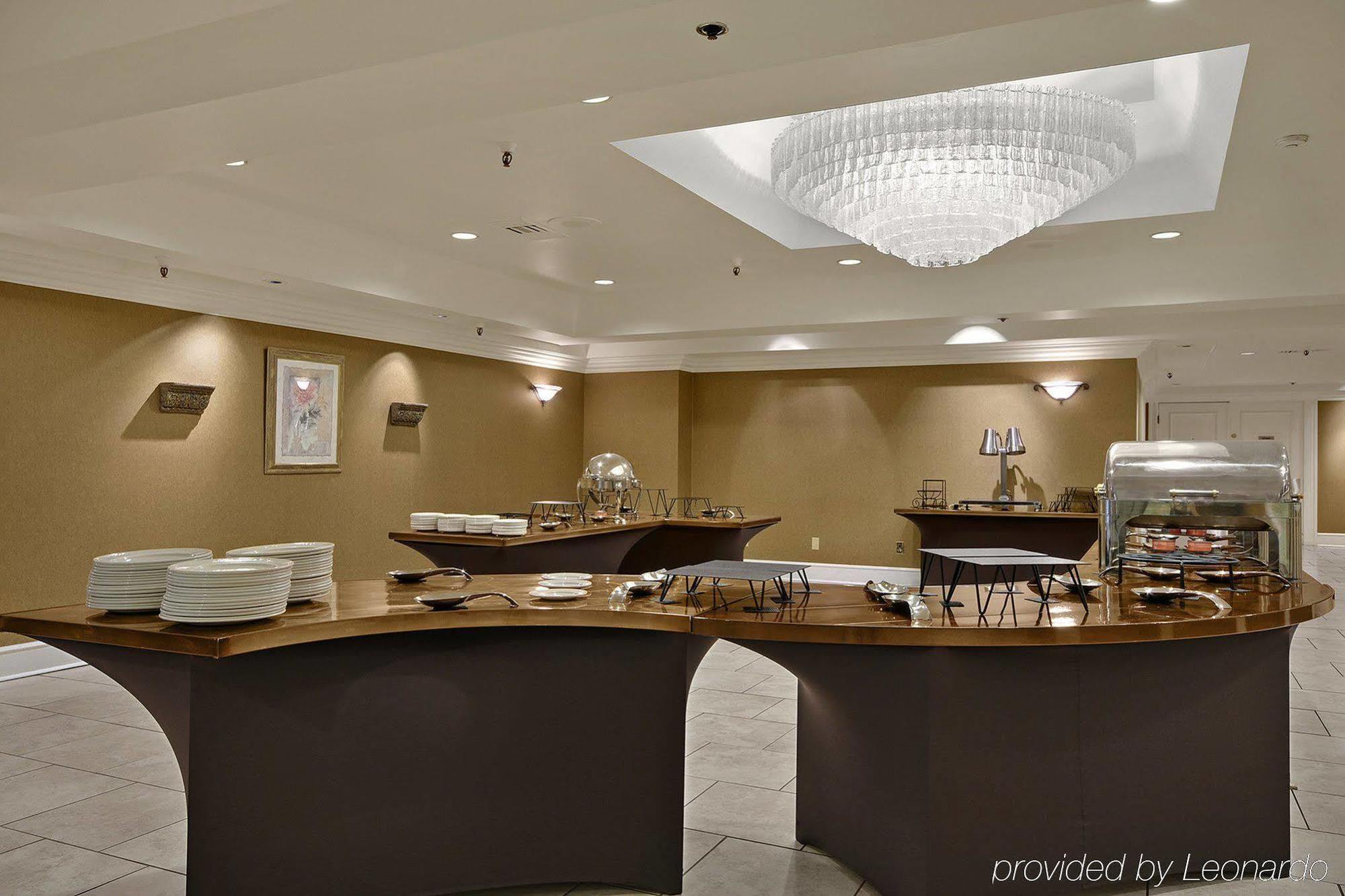 ויקטוריה Harbour Towers Hotel & Suites מראה חיצוני תמונה