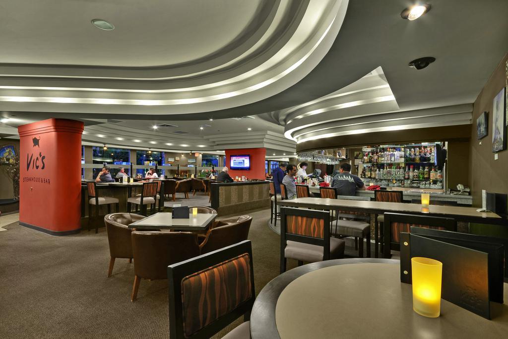 ויקטוריה Harbour Towers Hotel & Suites מראה חיצוני תמונה