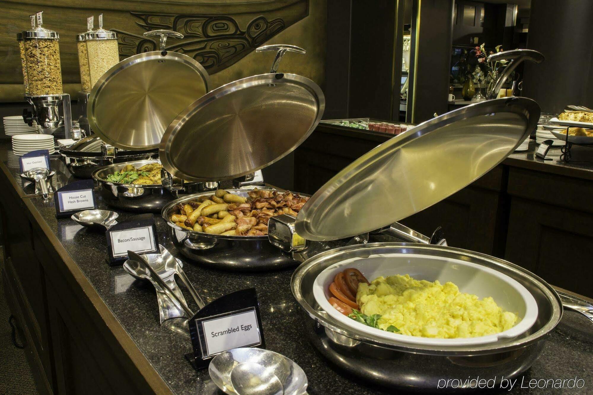 ויקטוריה Harbour Towers Hotel & Suites מראה חיצוני תמונה