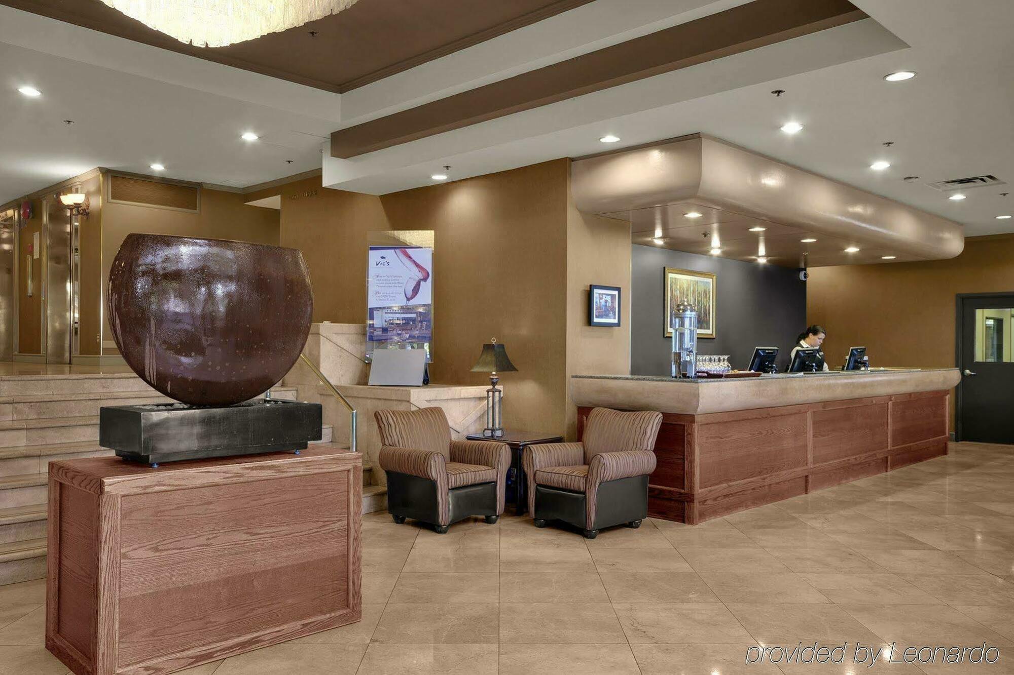 ויקטוריה Harbour Towers Hotel & Suites מראה חיצוני תמונה
