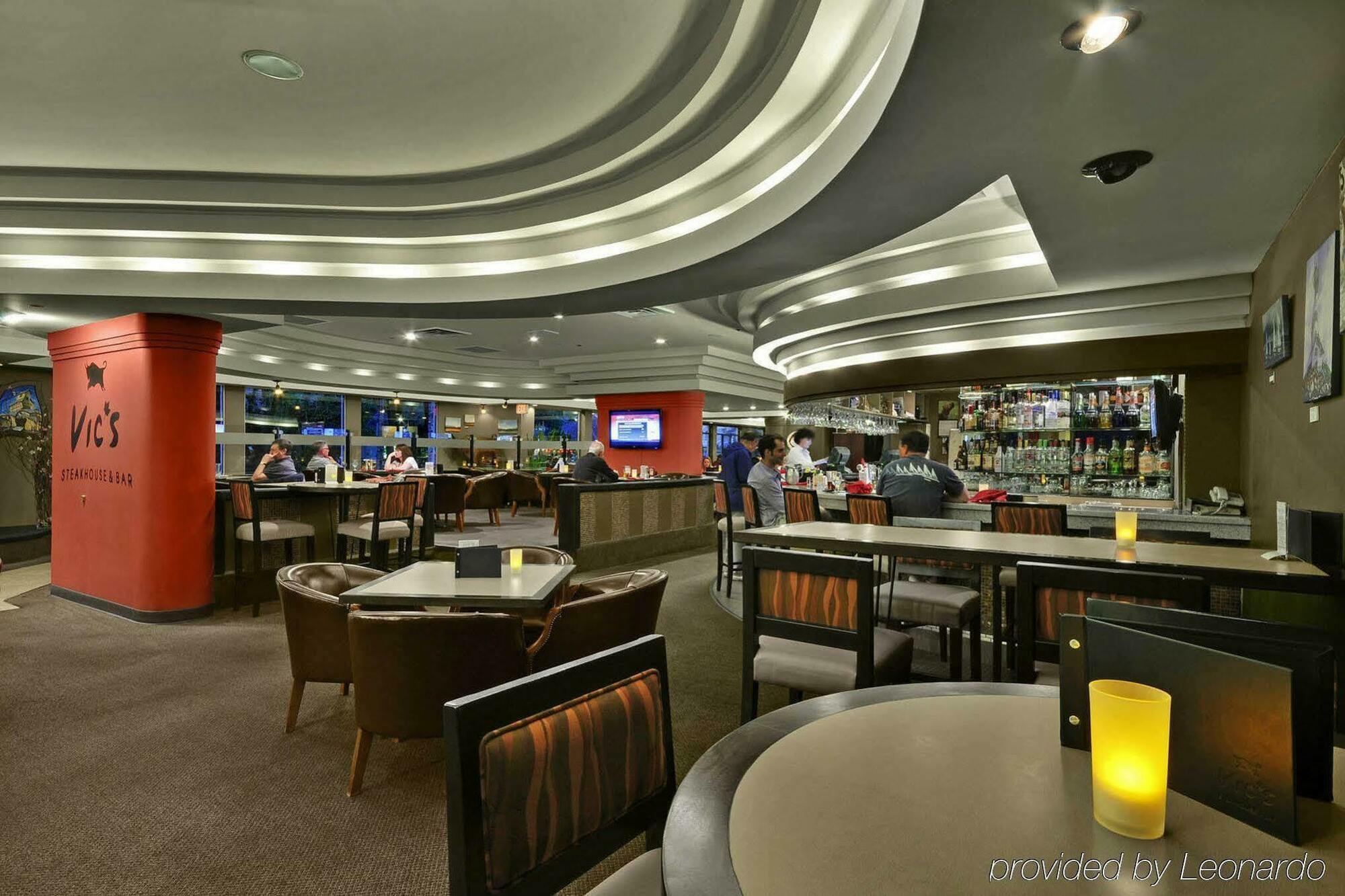 ויקטוריה Harbour Towers Hotel & Suites מראה חיצוני תמונה